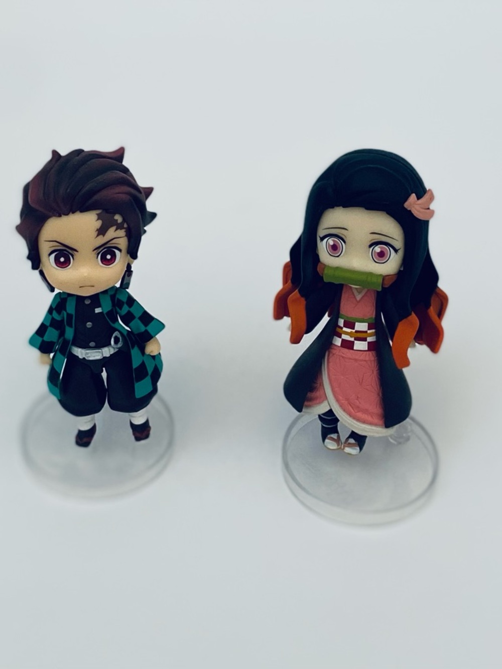 Nendoroid Demon Slayer Set
Tanjiro Kamado Nezuko Kamado 
MISSING SWORD